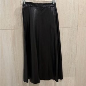 Zara Elegant Black A-Line Skirt